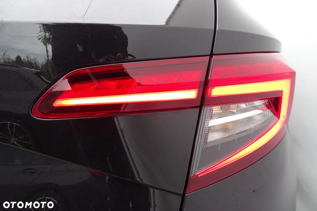 Skoda Karoq 1.5 TSI ACT DSG Style - 22