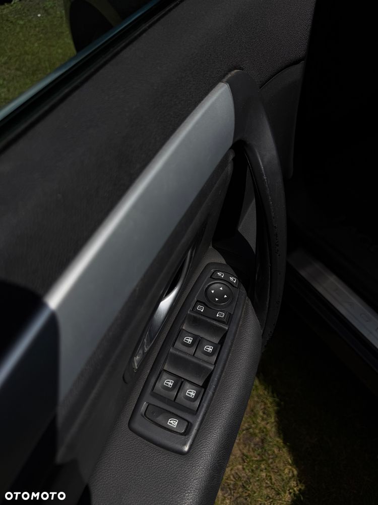Renault Laguna - 10