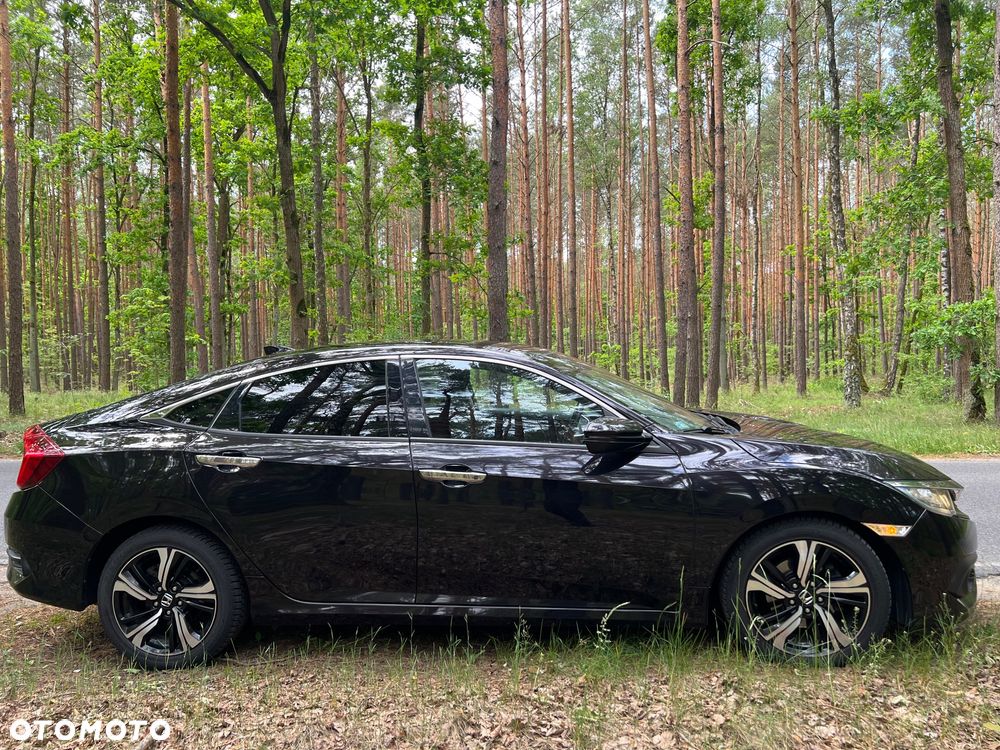 Honda Civic 1.5 T Elegance - 18