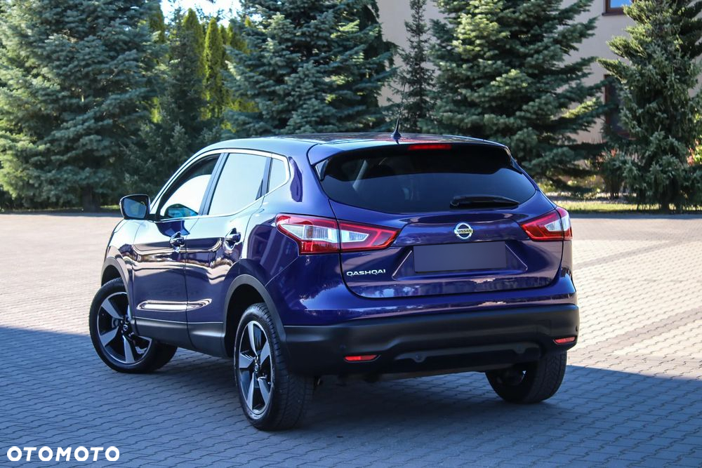 Nissan Qashqai 1.2 DIG-T Xtronic TEKNA - 6