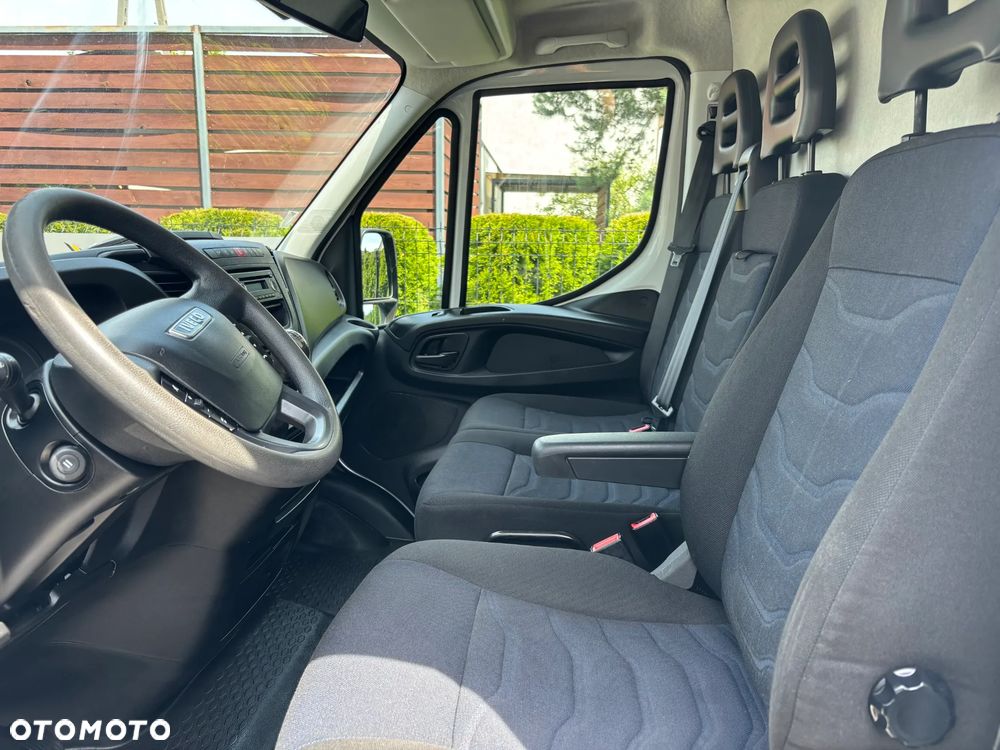 Iveco Daily 35C15 L2H2**3.0**Bliźniak**Furgon**150KM**Sprowadzony - 11
