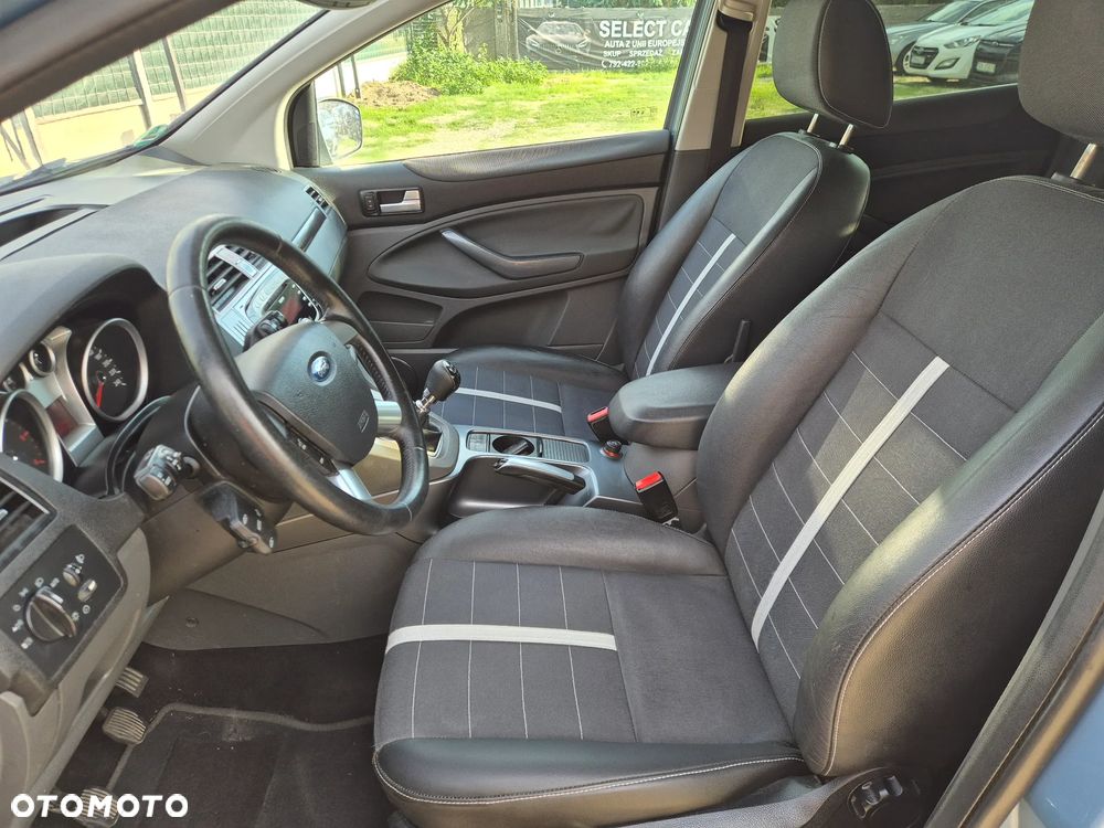 Ford Kuga 2.0 TDCi Titanium - 5