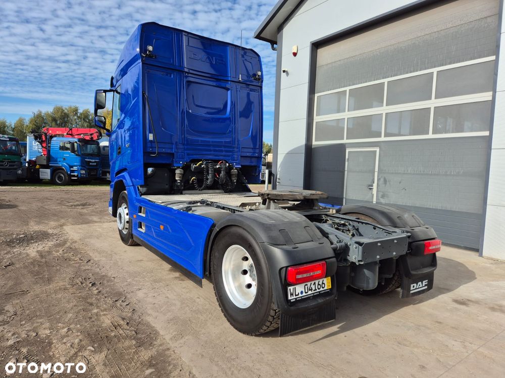 DAF XG 530 ciągnik siodłowy - 17