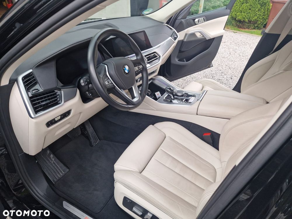 BMW X6 xDrive30d - 10