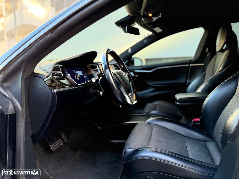 Tesla Model S 75 - 17