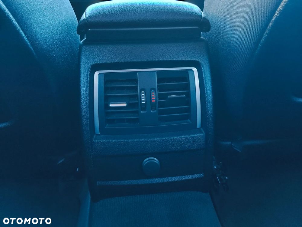 BMW 3GT 320d xDrive Sport Line sport - 16