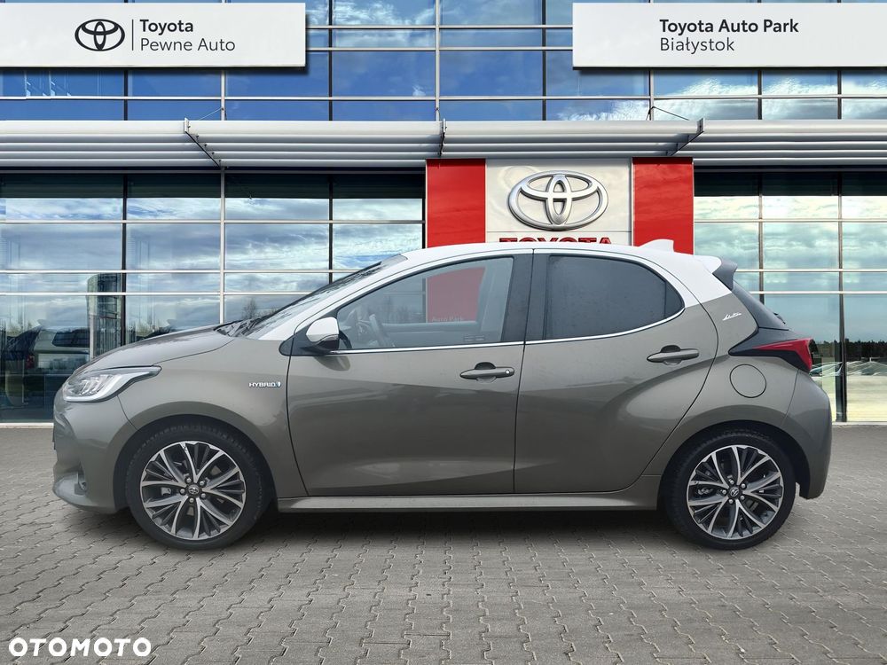 Toyota Yaris Hybrid 1.5 Selection Elegant - 2