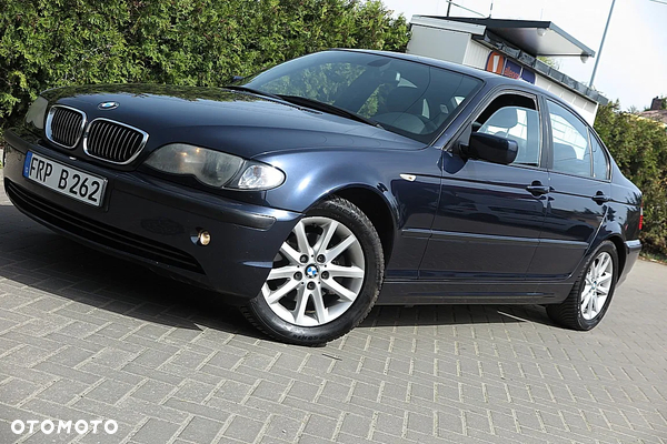 BMW Seria 3 318i