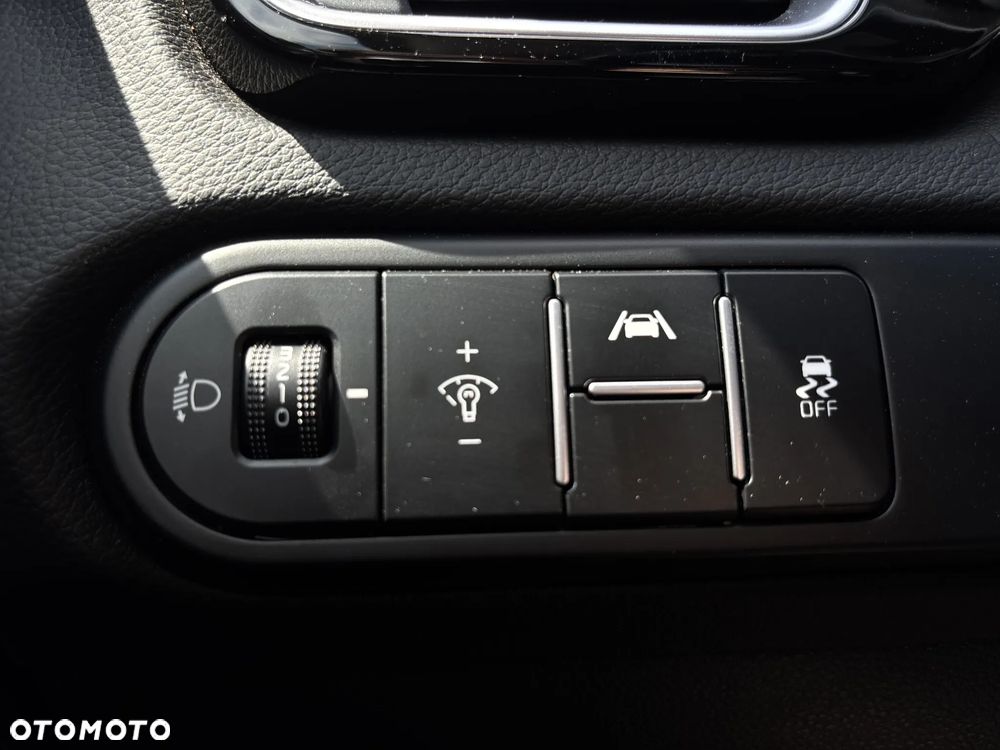Kia XCeed 1.5 T-GDI Business Line DCT - 26