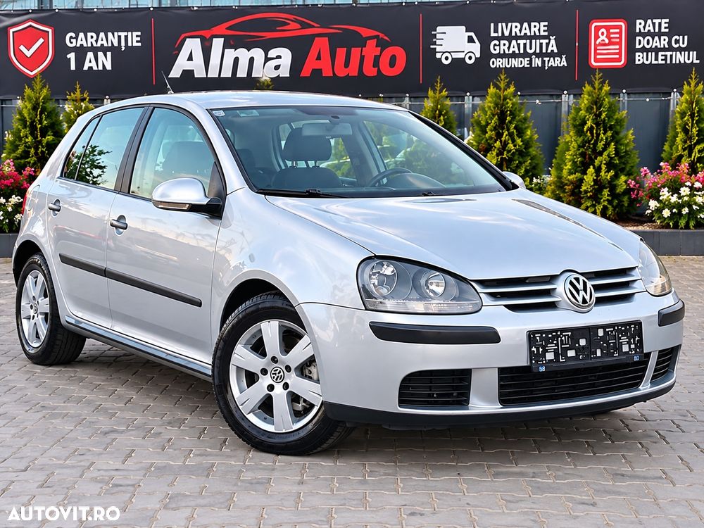 Volkswagen Golf - 1