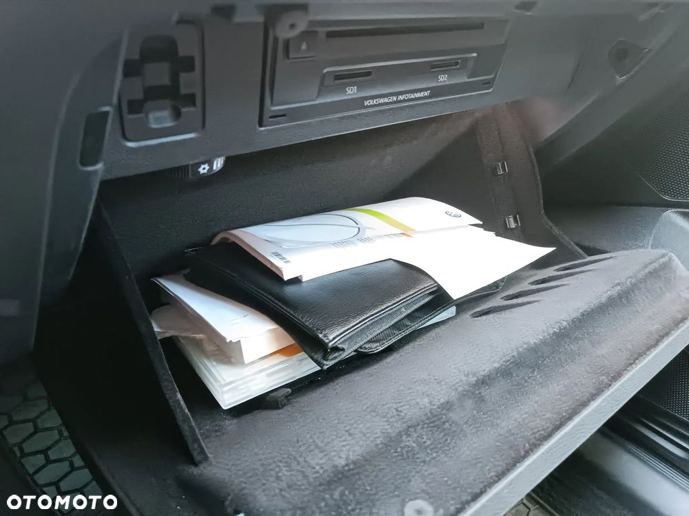 Volkswagen Passat - 7