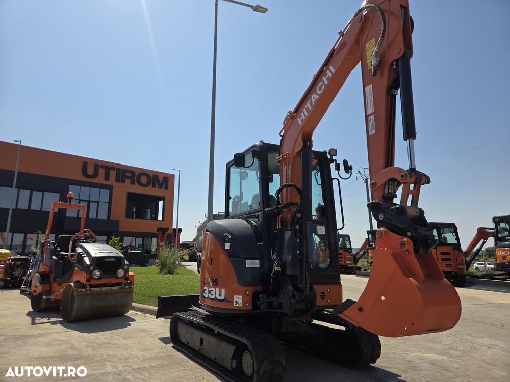 Hitachi ZX33U-6, 2023, 1.905 ore, Masa operationala 3,7 tone, CUPLA RAPIDA HIDRAULICA si 3 CUPE NOI, Lama nivelare, ad sapare 3,5m, latime 1,55m, aer conditionat, antifurt, inst picon, ridica 2,7t, posibil leasing 4 ani, PROMOTIE 36.900 EUR+Tva - 7