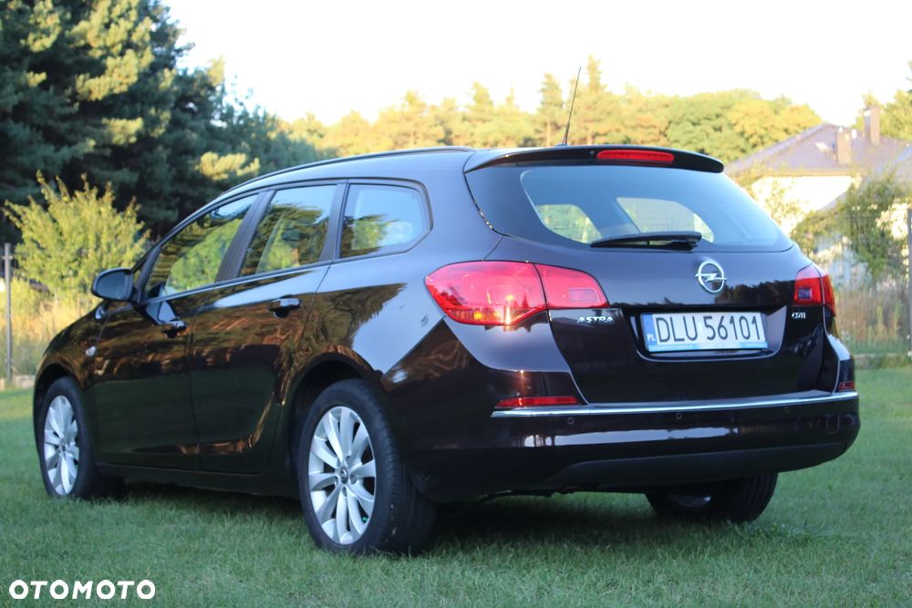Opel Astra 1.7 CDTI DPF Style - 11