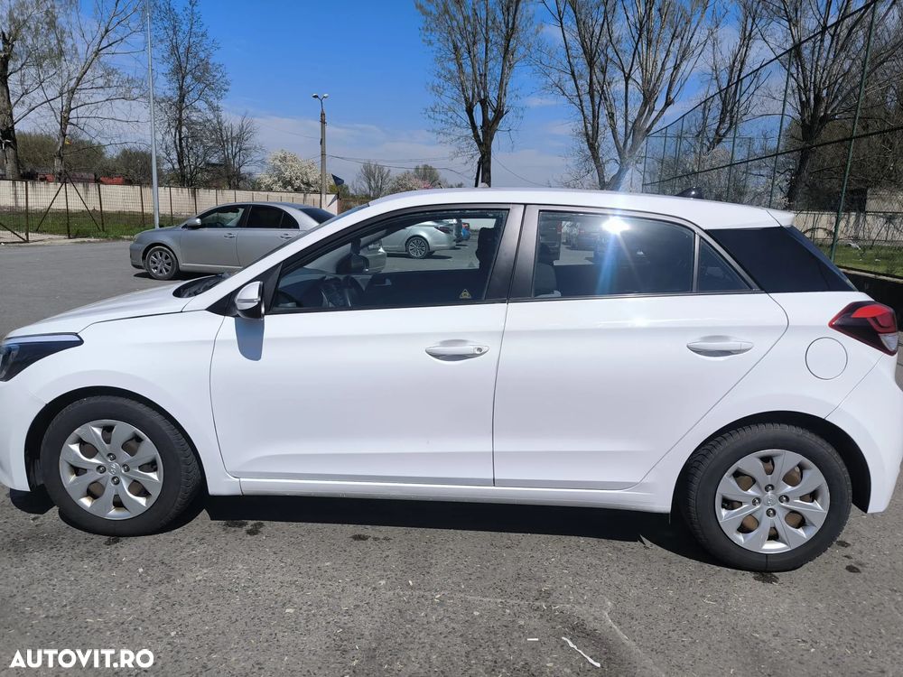 Hyundai i20 - 3