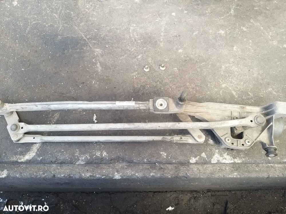 Ansamblu Stergator Cu Motoras cod: 4M5117504AC pentru Ford Focus 2 - 1