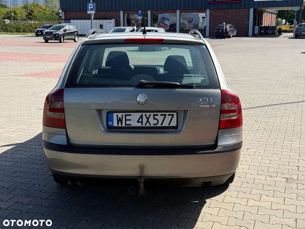 Skoda Octavia 2007 photo 3