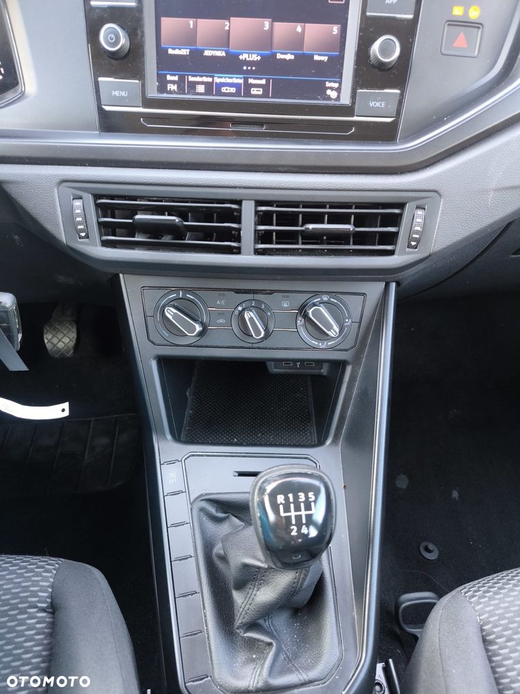 Volkswagen Polo - 19