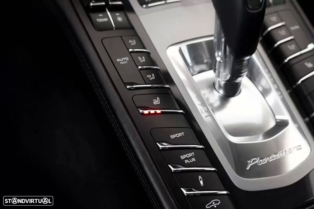 Porsche Panamera S PDK — fotografia 10