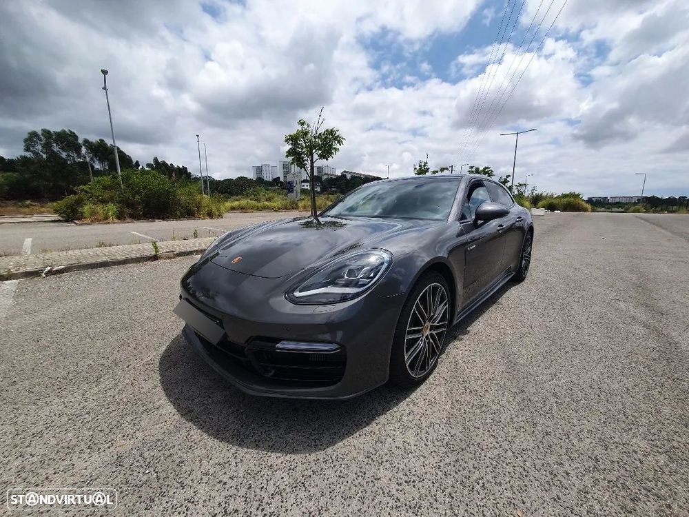 Porsche Panamera Sport Turismo 4 E-Hybrid Platinum Edition - 4