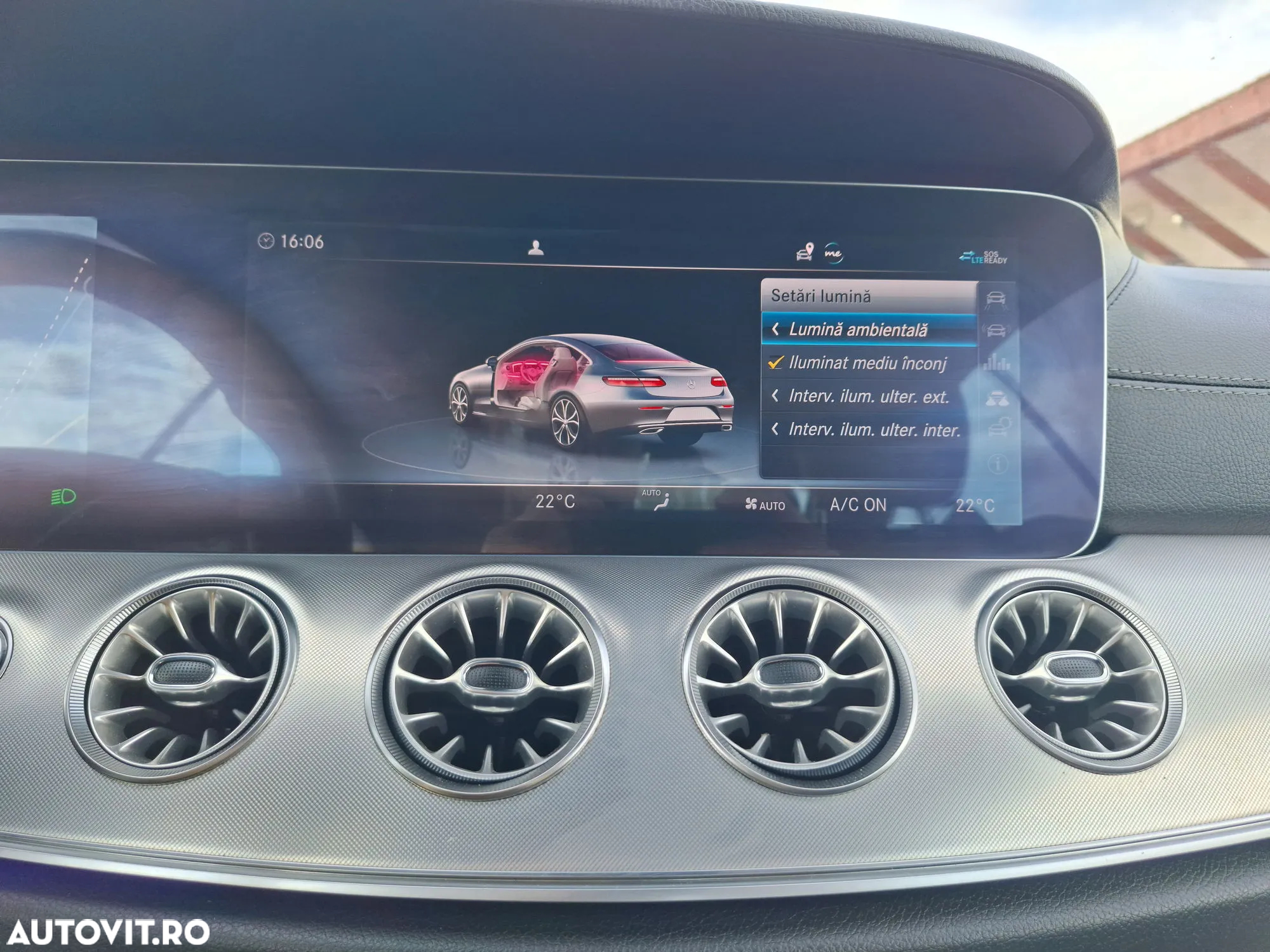 Mercedes-Benz E 220 d 4MATIC Coupe Aut. - 24