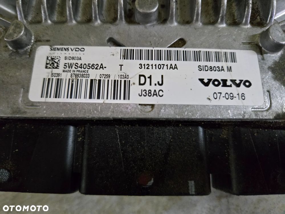 VOLVO 1,9 d STEROWNIK SILNIKA 5WS40562A-T - 2