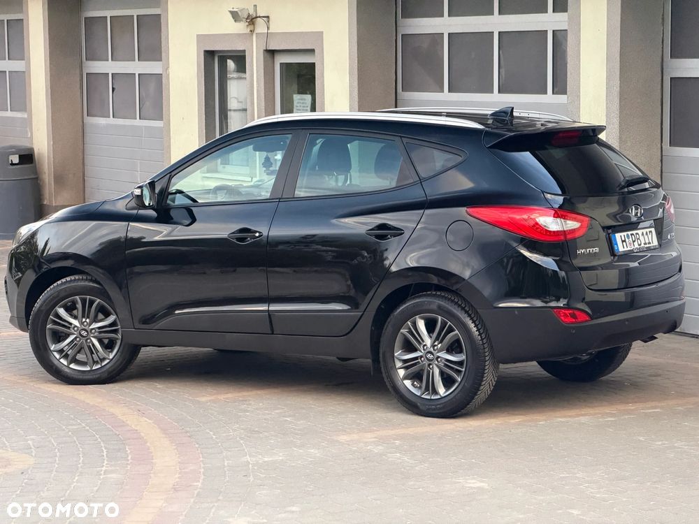 Hyundai ix35 1.6 2WD Fifa World Cup Edition - 8