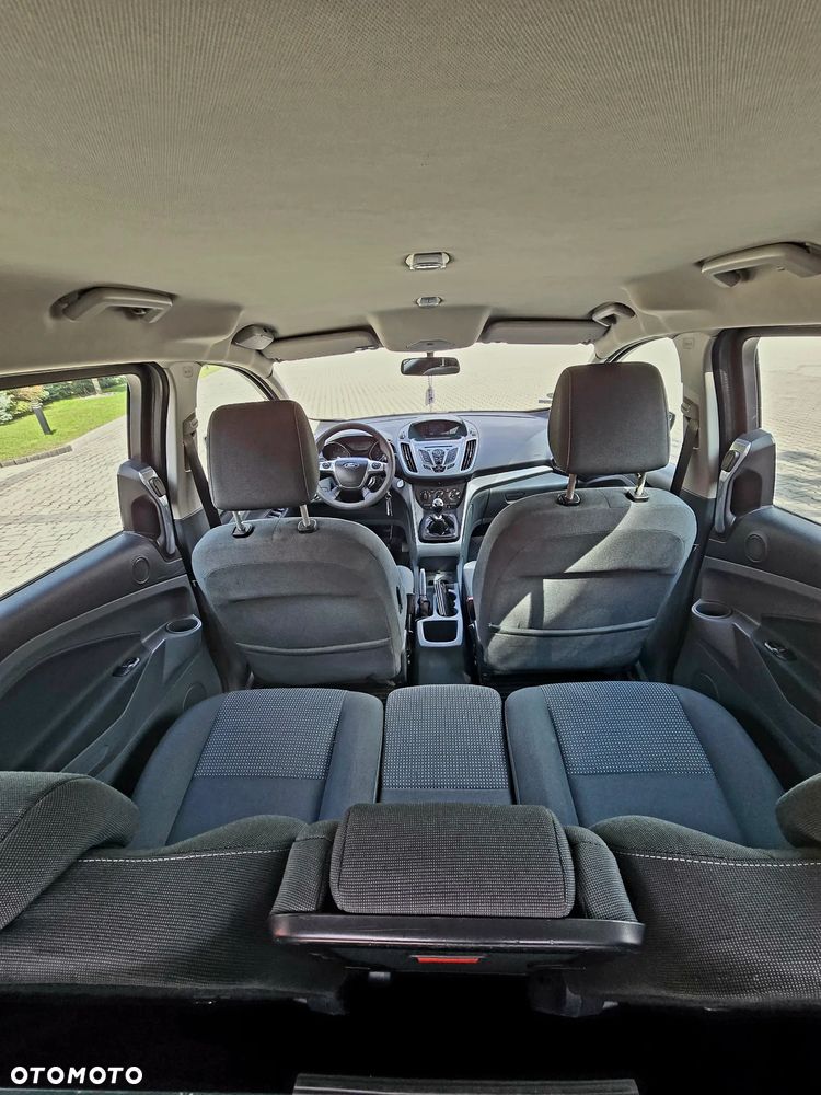 Ford Grand C-MAX - 20