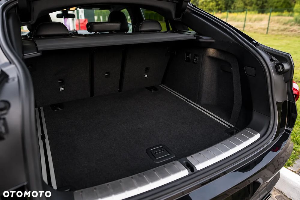 BMW X4 - 16