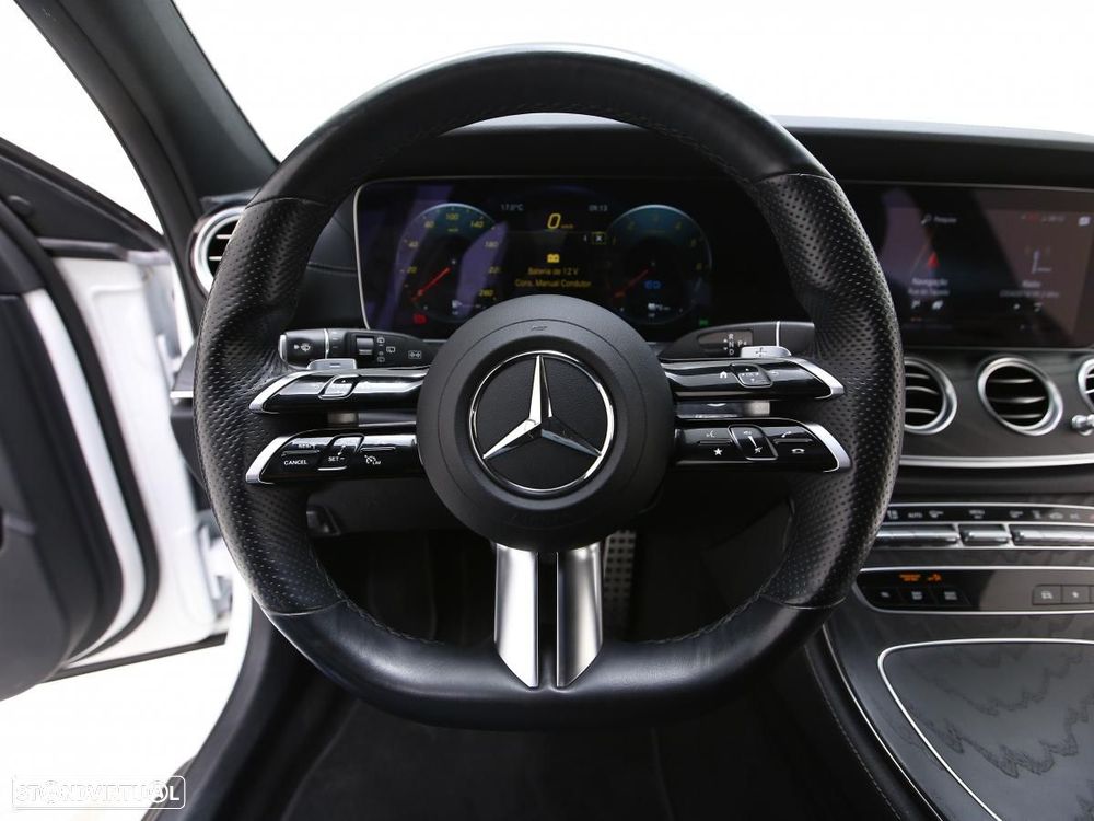 Mercedes-Benz E 300 de AMG Line - 17