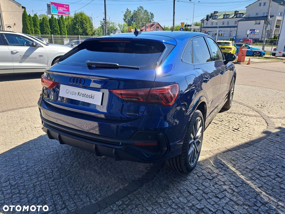 Audi Q3 Sportback - 4