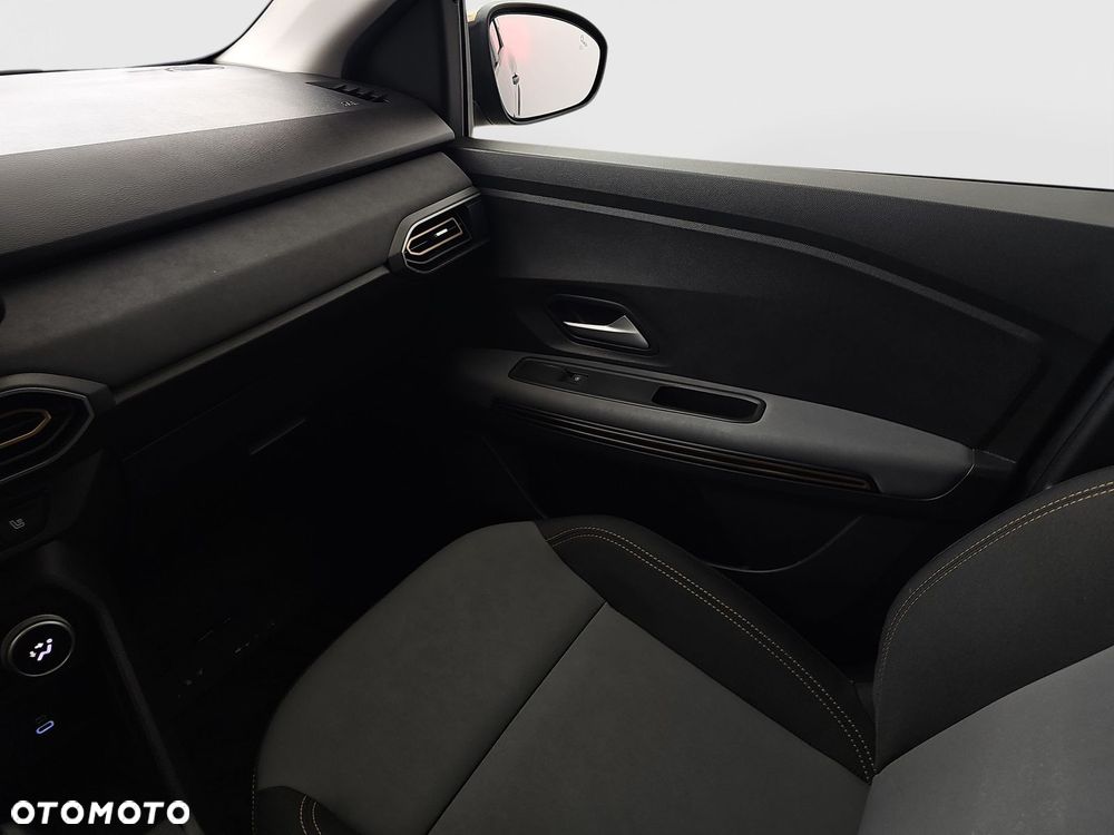Dacia Jogger 1.6 Full Hybrid 140 Extreme MMT 7os - 17