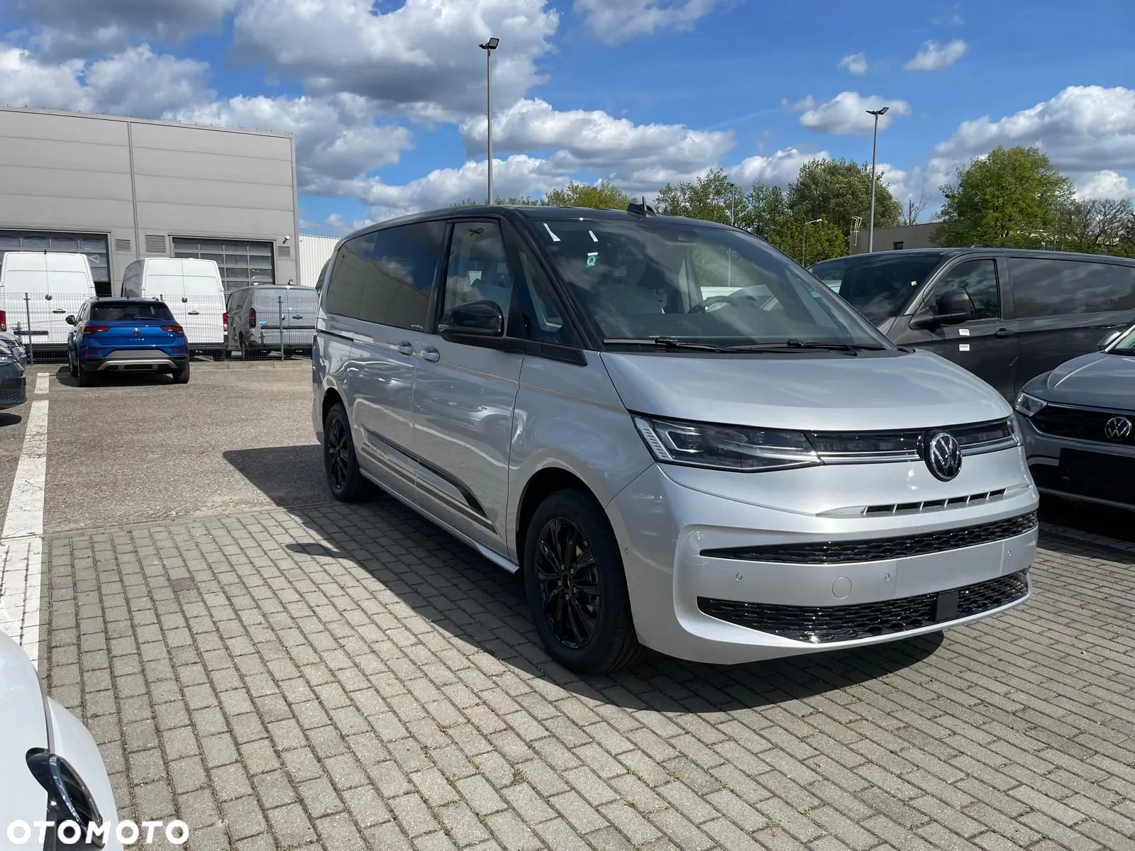 Volkswagen Multivan 2.0 TDI L2 Edition DSG - 3