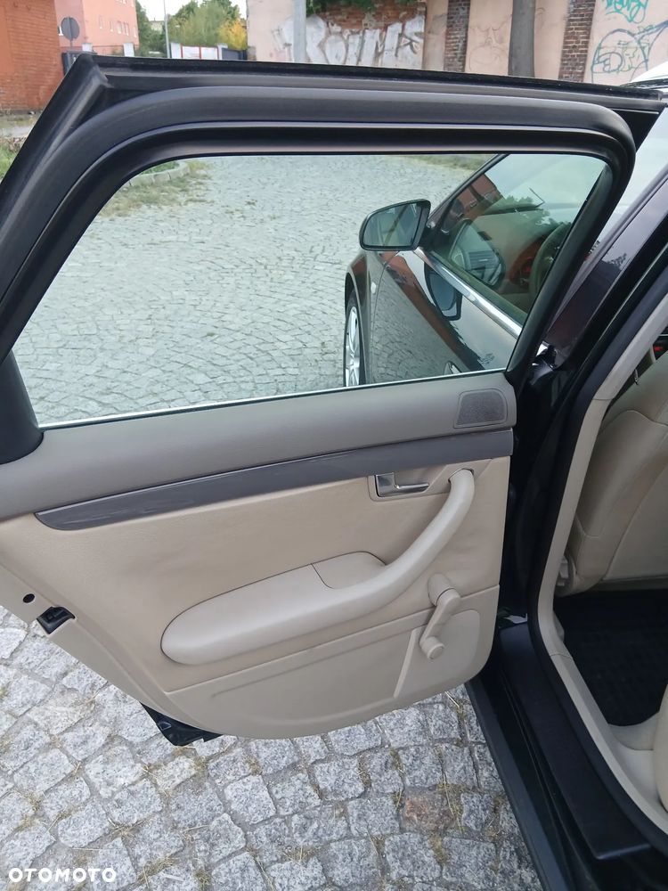 Audi A4 Avant 1.8 T multitronic - 16