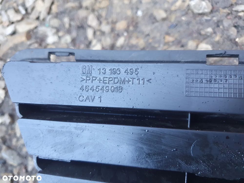 OPEL MERIVA A LIFT ATRAPA KRATKA ŚRODKOWA ZDERZAKA PRZÓD 13193495 - 3