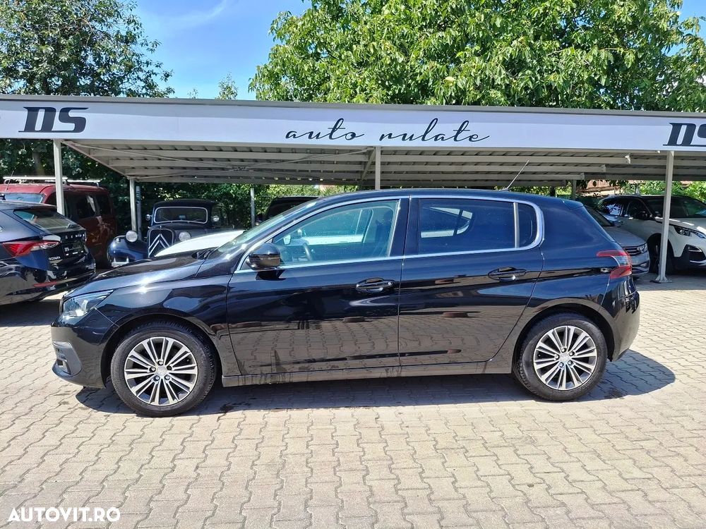 Peugeot 308 1.2 L PureTech Turbo Allure - 3