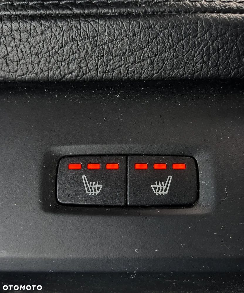 Volvo V90 D4 AWD Momentum - 12