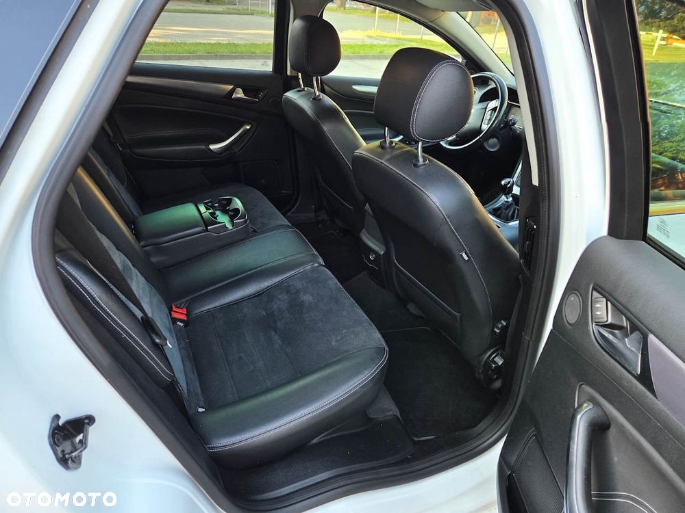 Ford Mondeo 2.0 TDCi Titanium X - 9