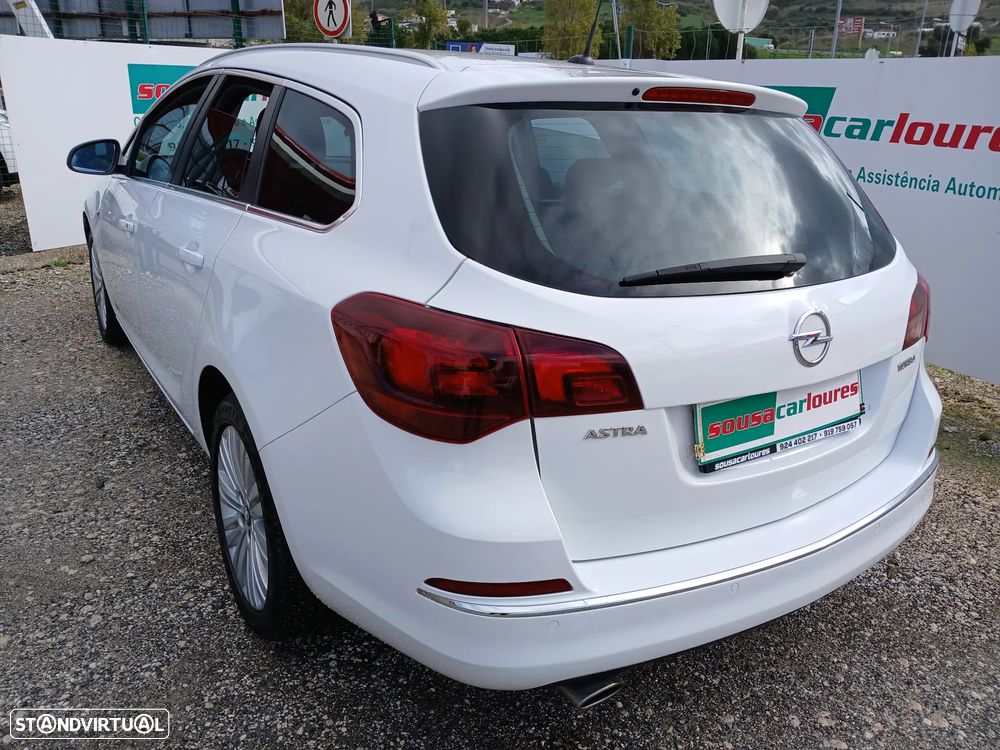 Opel Astra Sports Tourer 1.4 T Cosmo - 14
