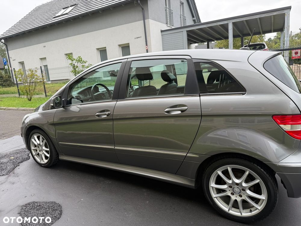 Mercedes-Benz Klasa B 200 CDI - 8