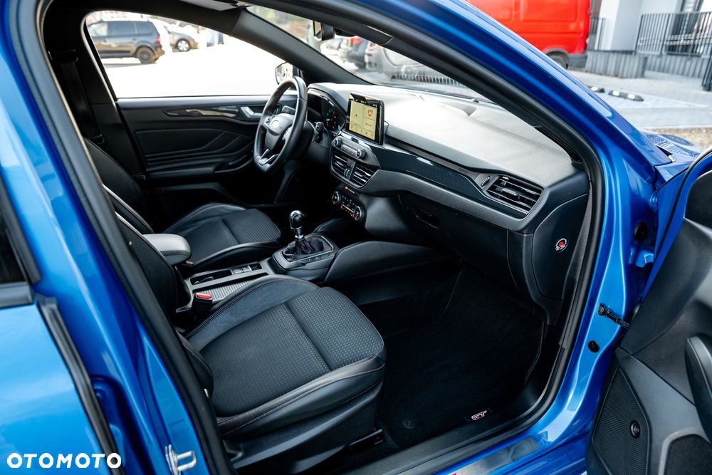 Ford Focus 1.0 EcoBoost Start-Stopp-System ST-LINE - 20