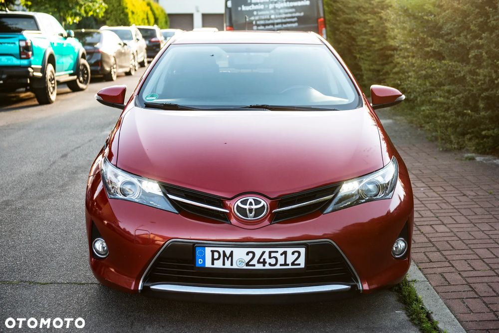 Toyota Auris 1.33 Dual-VVT-i Edition - 2