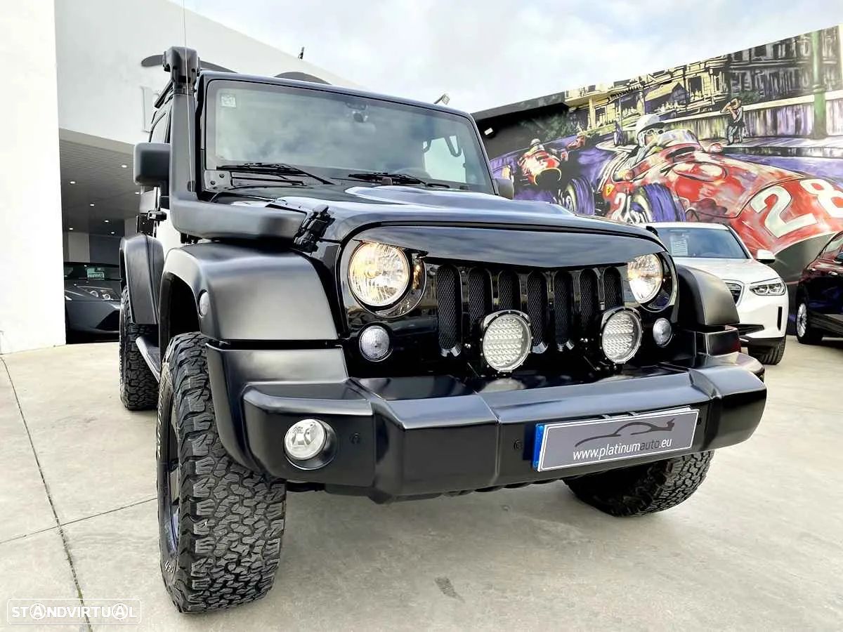 Jeep Wrangler - 1