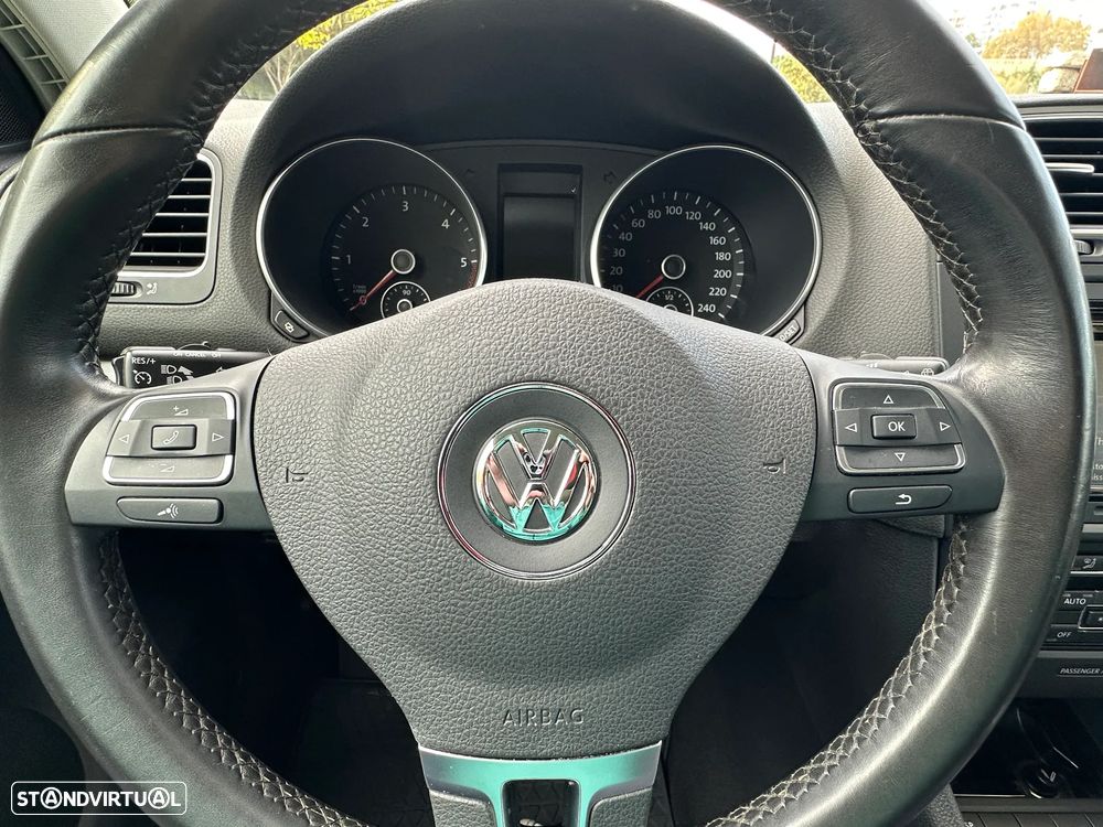 VW Golf 2.0 TDi BlueMotion Edition - 14