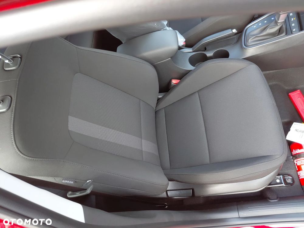 Hyundai i20 1.0 T-GDi Smart DCT - 11