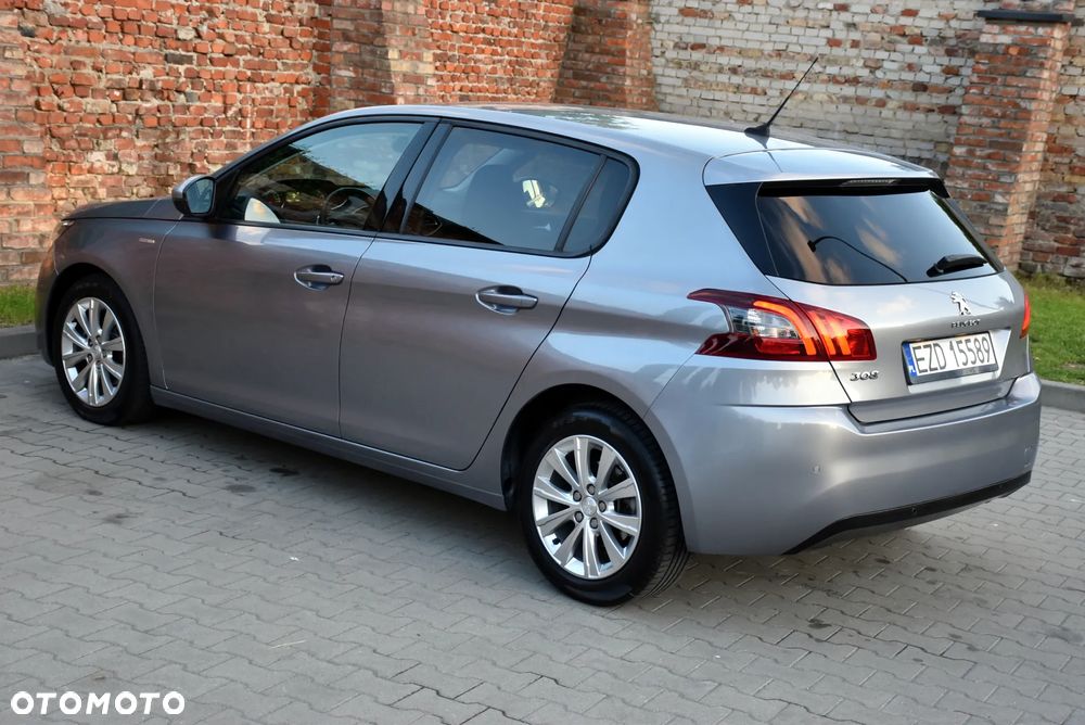 Peugeot 308 - 16