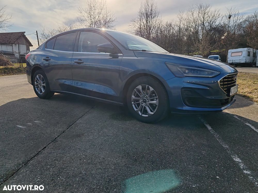 Ford Focus 1.5 EcoBlue 8AT Titanium X - 4