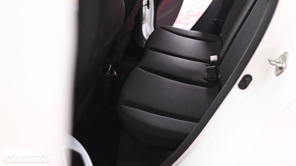 Toyota Aygo X 1.0 Play CVT - 25