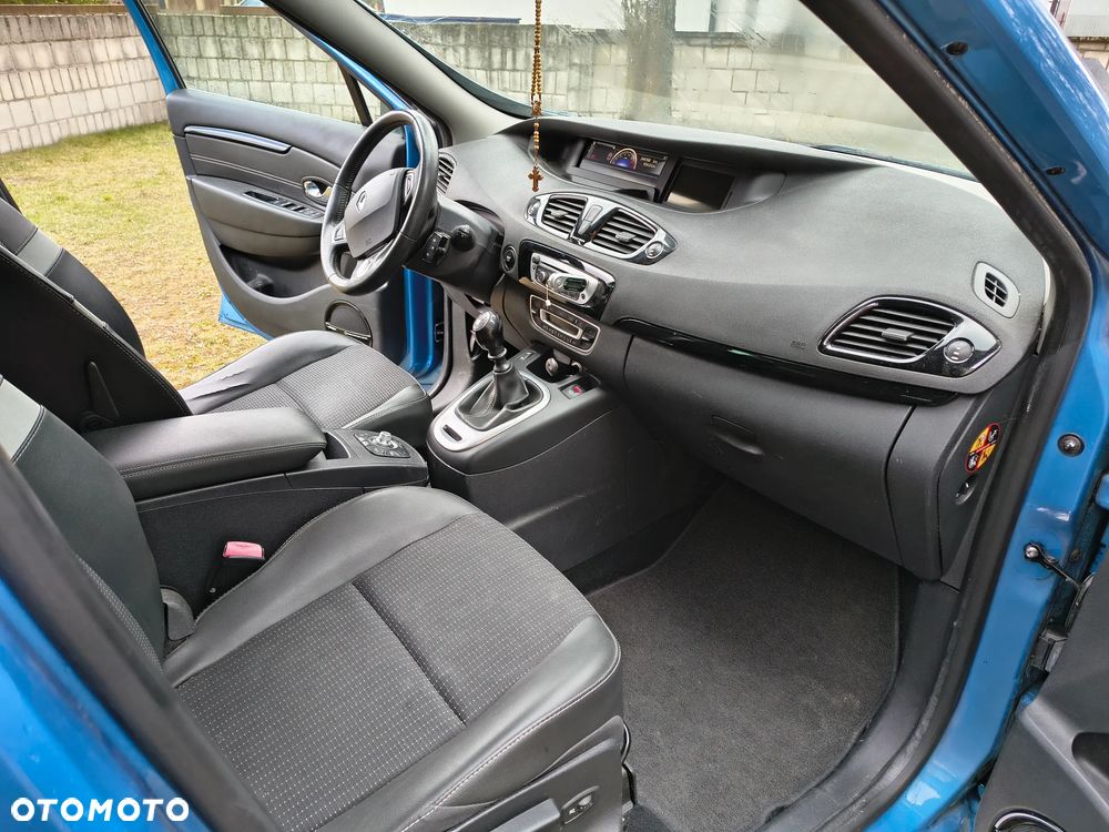 Renault Grand Scenic TCe 130 Bose Edition - 8