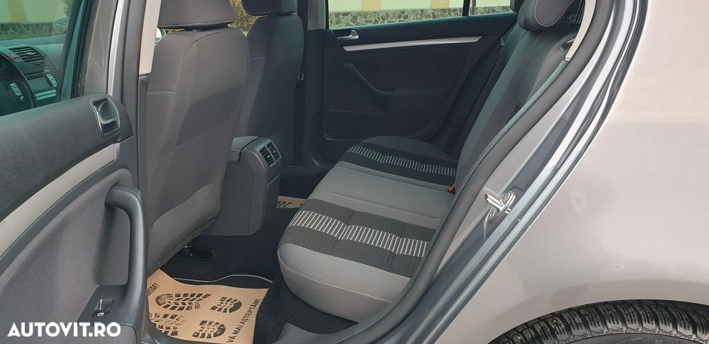 Volkswagen Golf 1.6 United - 9