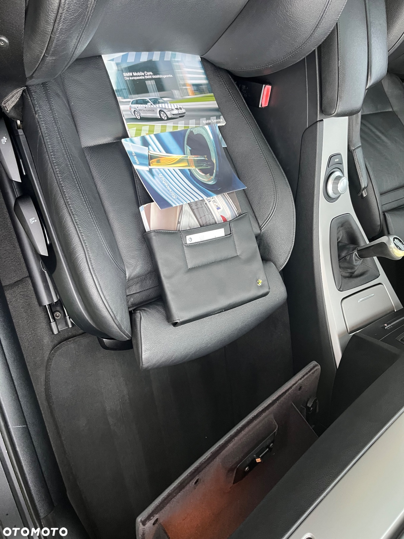 BMW Seria 3 318d DPF Touring - 36
